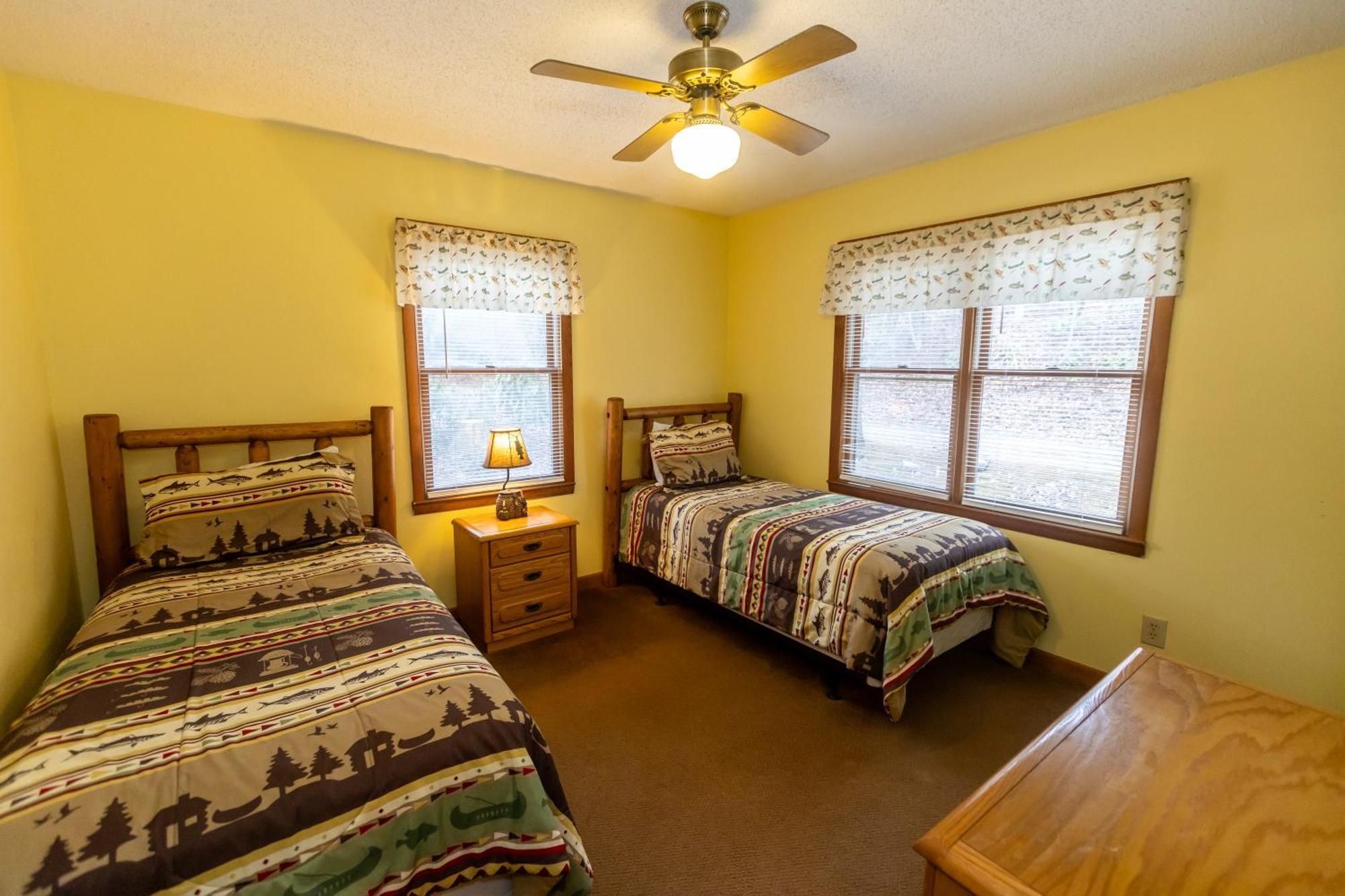 Вилла Springmaid Mountain Spruce Pine Экстерьер фото