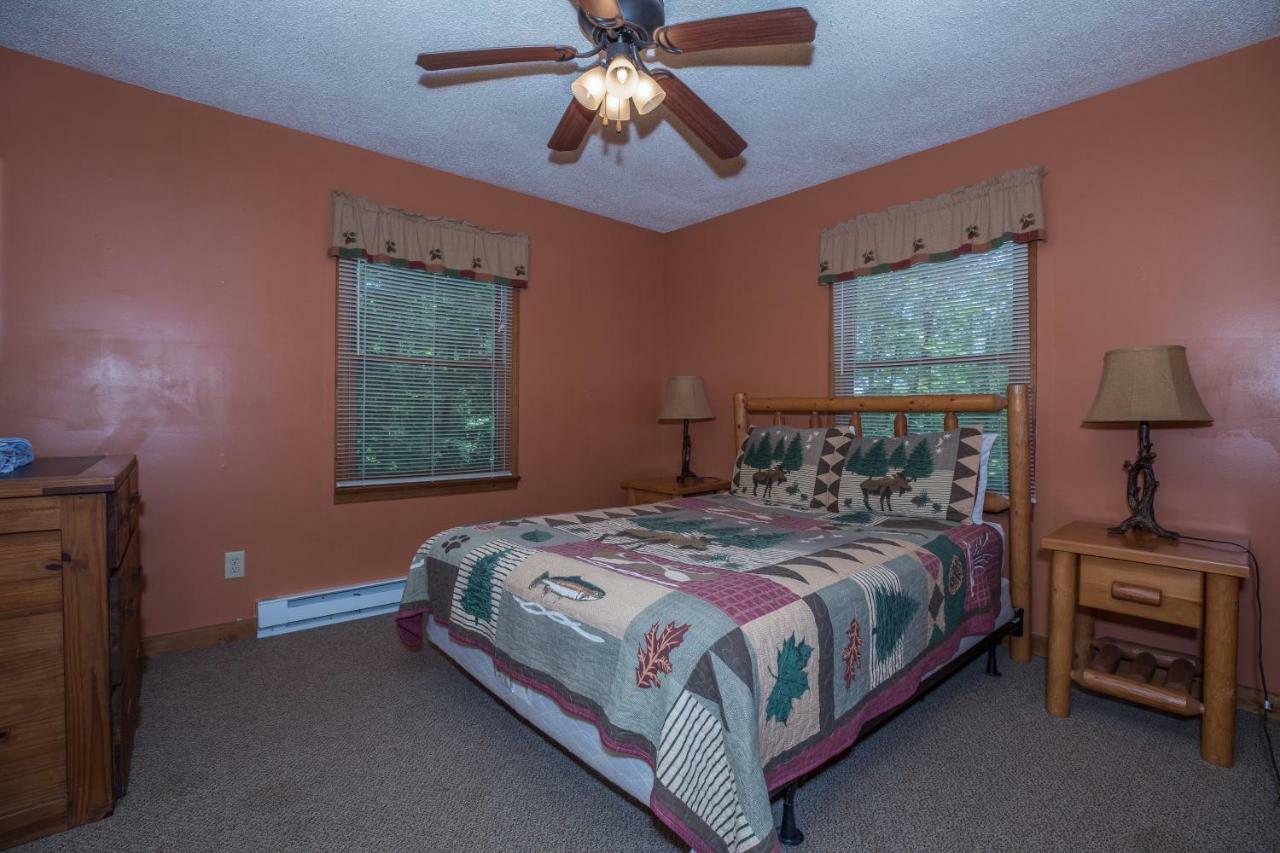 Вилла Springmaid Mountain Spruce Pine Экстерьер фото
