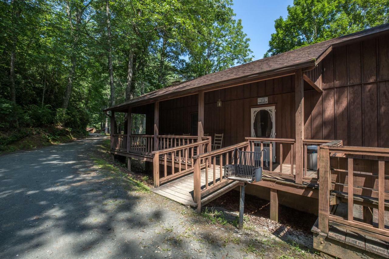 Вилла Springmaid Mountain Spruce Pine Экстерьер фото